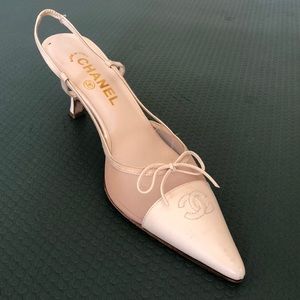 VINTAGE CHANEL slingback heel